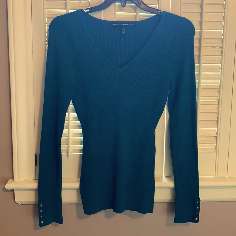 White House Black Market V-Neck Sweater small